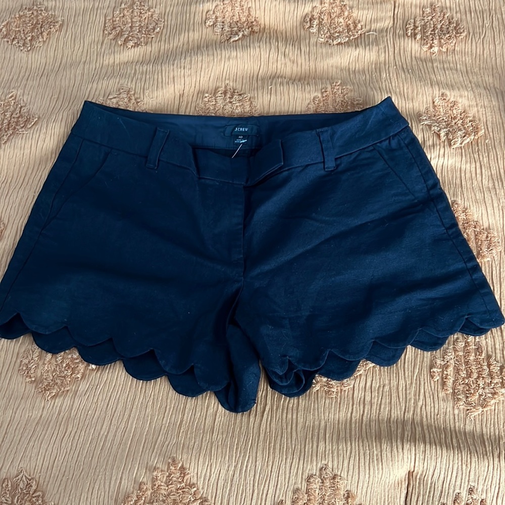 NWT JCrew Scalloped Black Shorts Size 10